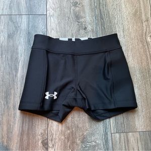 NWT Under Armour Girls’ Diamond Utility Slider Shorts